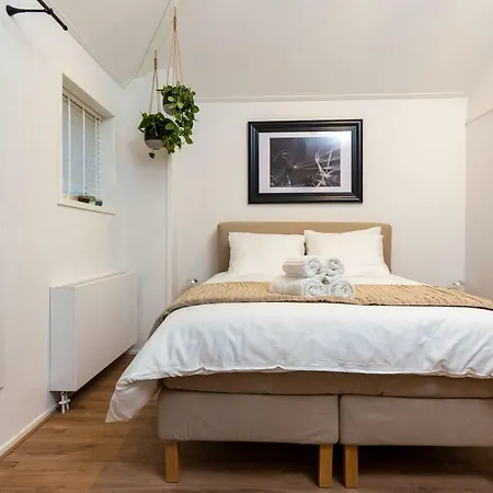 아파트 Design City Center Family Double Floor Apartment Studio Delft C38 델프트