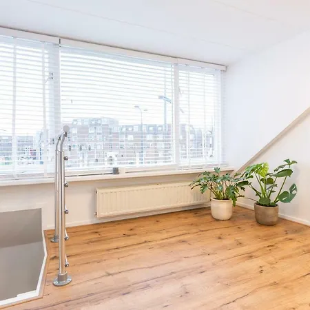 Lejlighed Design City Center Family Double Floor Apartment Studio Delft C38 Delft