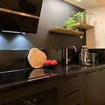Appartement Private 5* Avant Garde Design Apartment in City Center